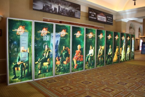 Catching-Fire-Hunger-Games-theater-display-1-600x400